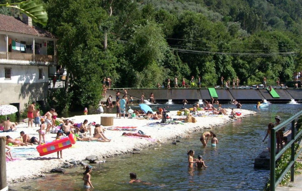 River Beach Pego Escuro, Portugal